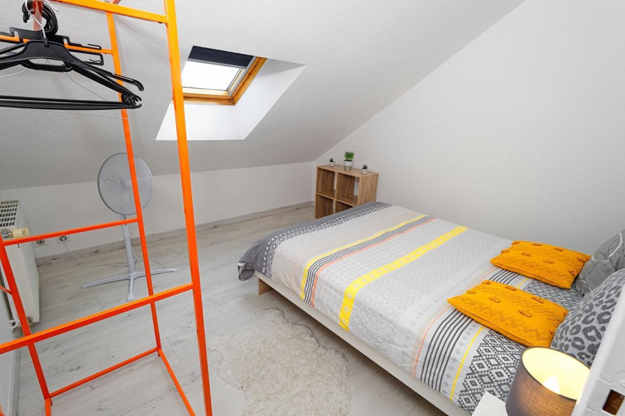 Ld - Location Montlucon Apartment Exterior foto